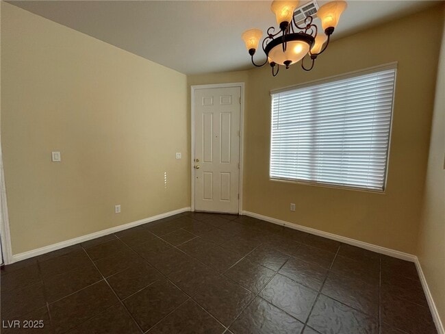 Building Photo - 275 Red Eucalyptus Dr