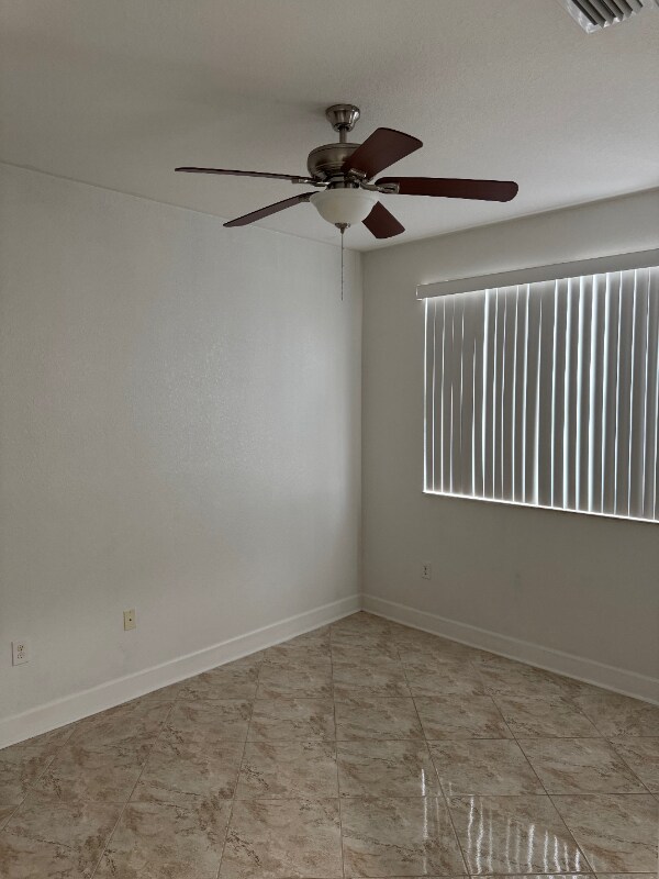 Building Photo - 708 SW 147th Ave