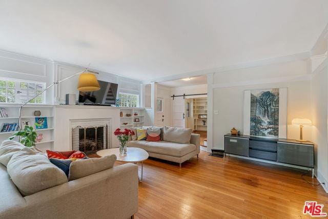 Building Photo - 655 S Hudson Ave