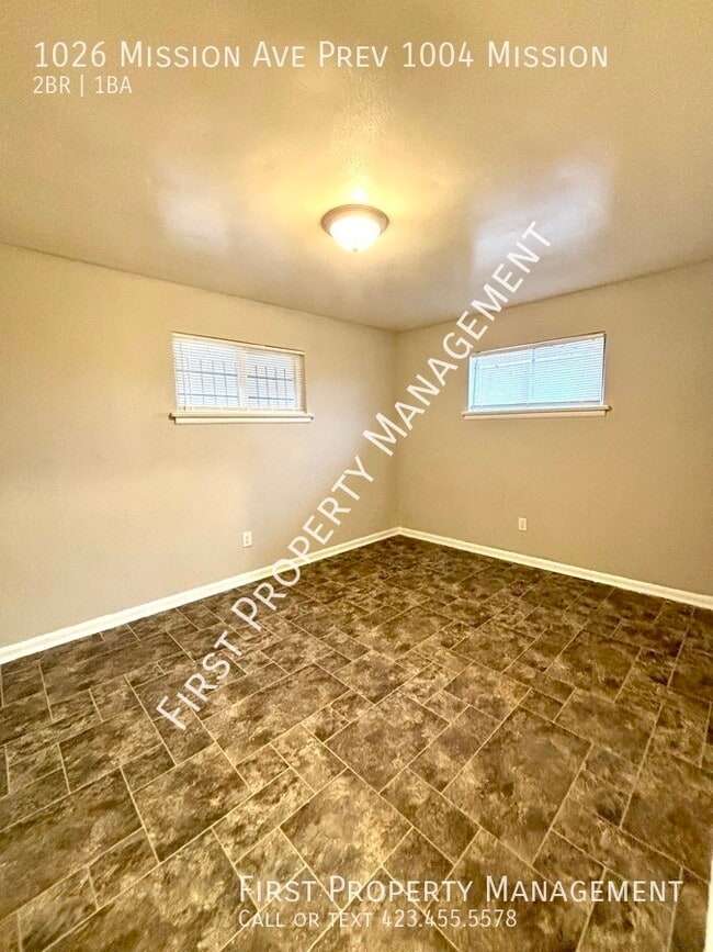 Building Photo - 1026 Mission Ave