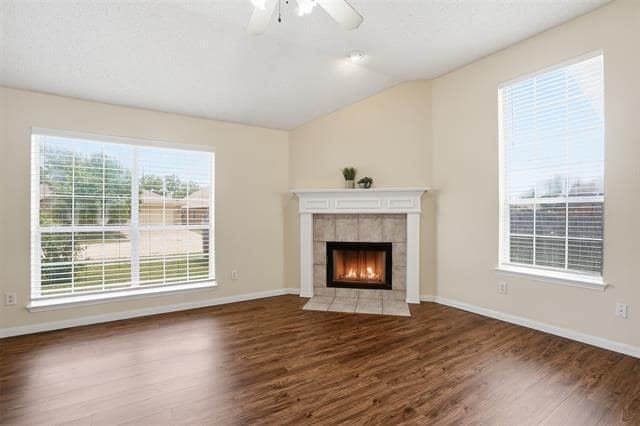 Building Photo - 9148 Rushing River Dr