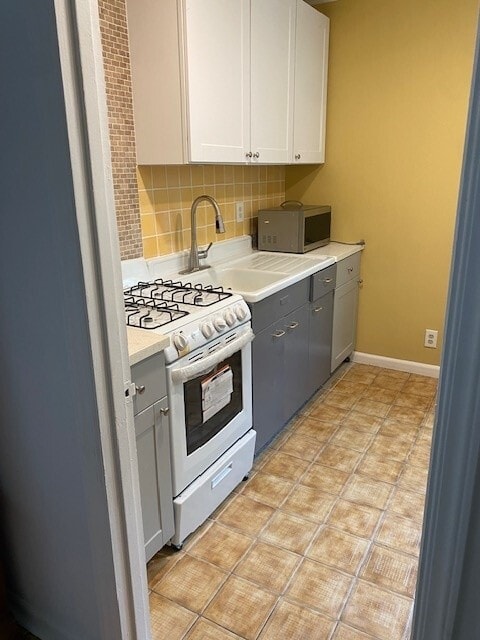 Building Photo - 501 S Church Ln