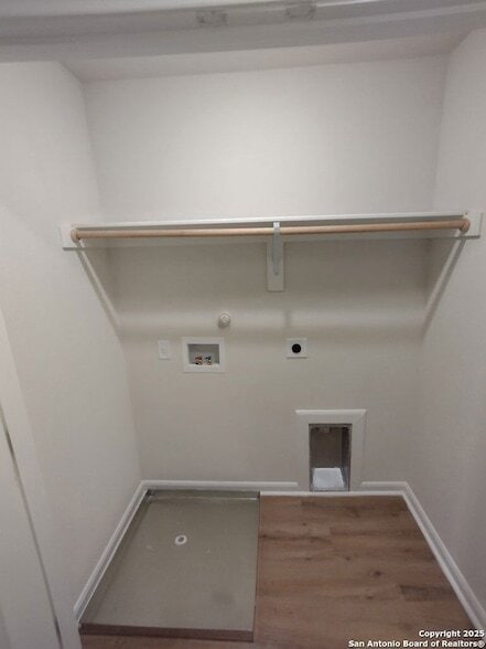 Building Photo - 7509 Astro Fld