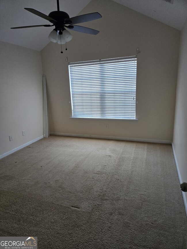 Building Photo - 5140 Rosewood Pl