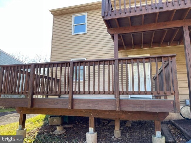 Building Photo - 21 Winard Cir