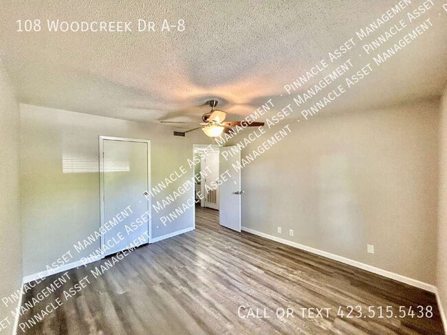 Building Photo - 108 Woodcreek Rd