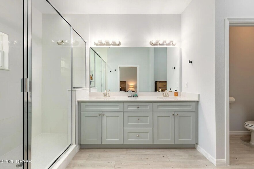 Building Photo - 143 W Fulton St