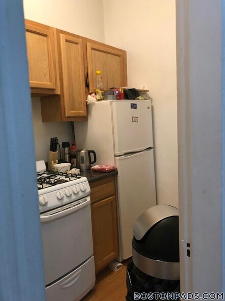 Building Photo - 1334 Commonwealth Ave