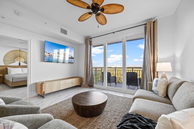 Building Photo - 701 Pilot Ln