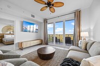 Building Photo - 701 Pilot Ln