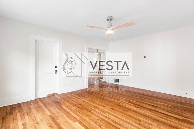 Building Photo - 42 Greenhill Ave