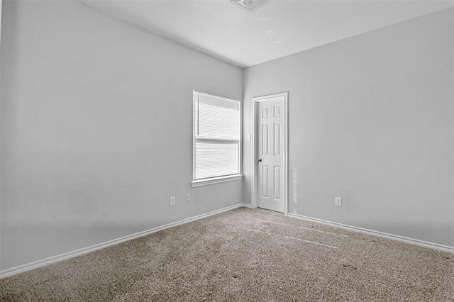 Building Photo - 827 Walnut St