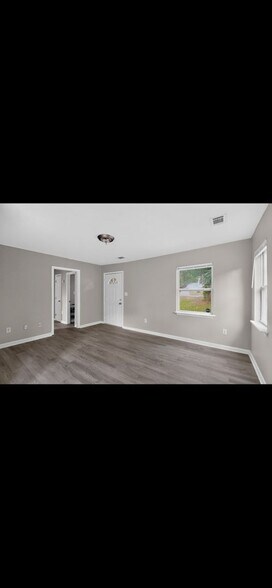 Building Photo - 2922 Whistler Ln