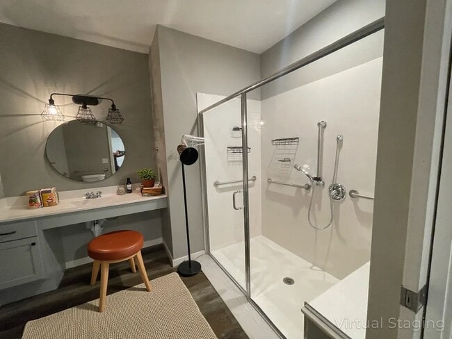 Building Photo - 1 Bedroom 1 Bath Walk-In Level Lakeside Apartment ADA Compliant - Offering Flexible Lease Terms &...