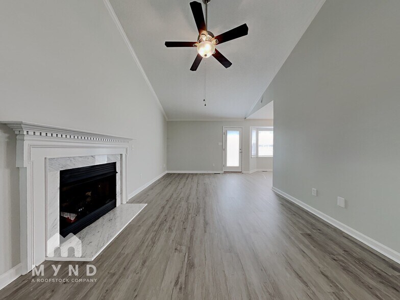 Building Photo - 123 Pay Day Ln