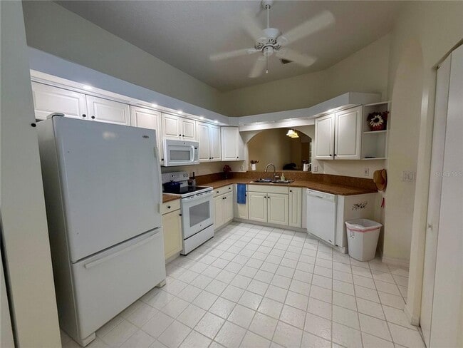 Building Photo - 8037 SW 115th Loop