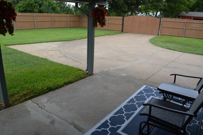 Building Photo - 3100 Valley Forge Trail