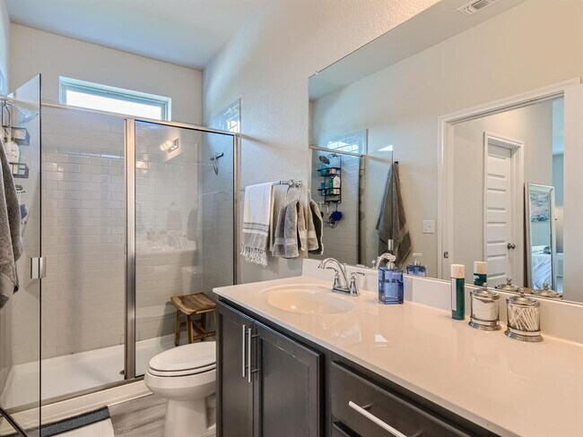Building Photo - 7909 Mandela Bend