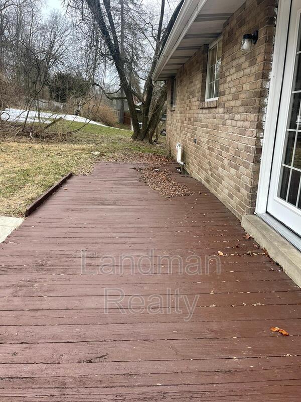 Building Photo - 634 Homewood Dr