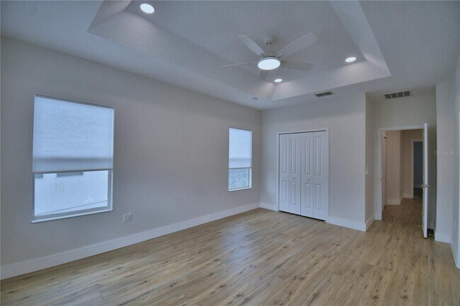 Building Photo - 2673 Calistoga Ave