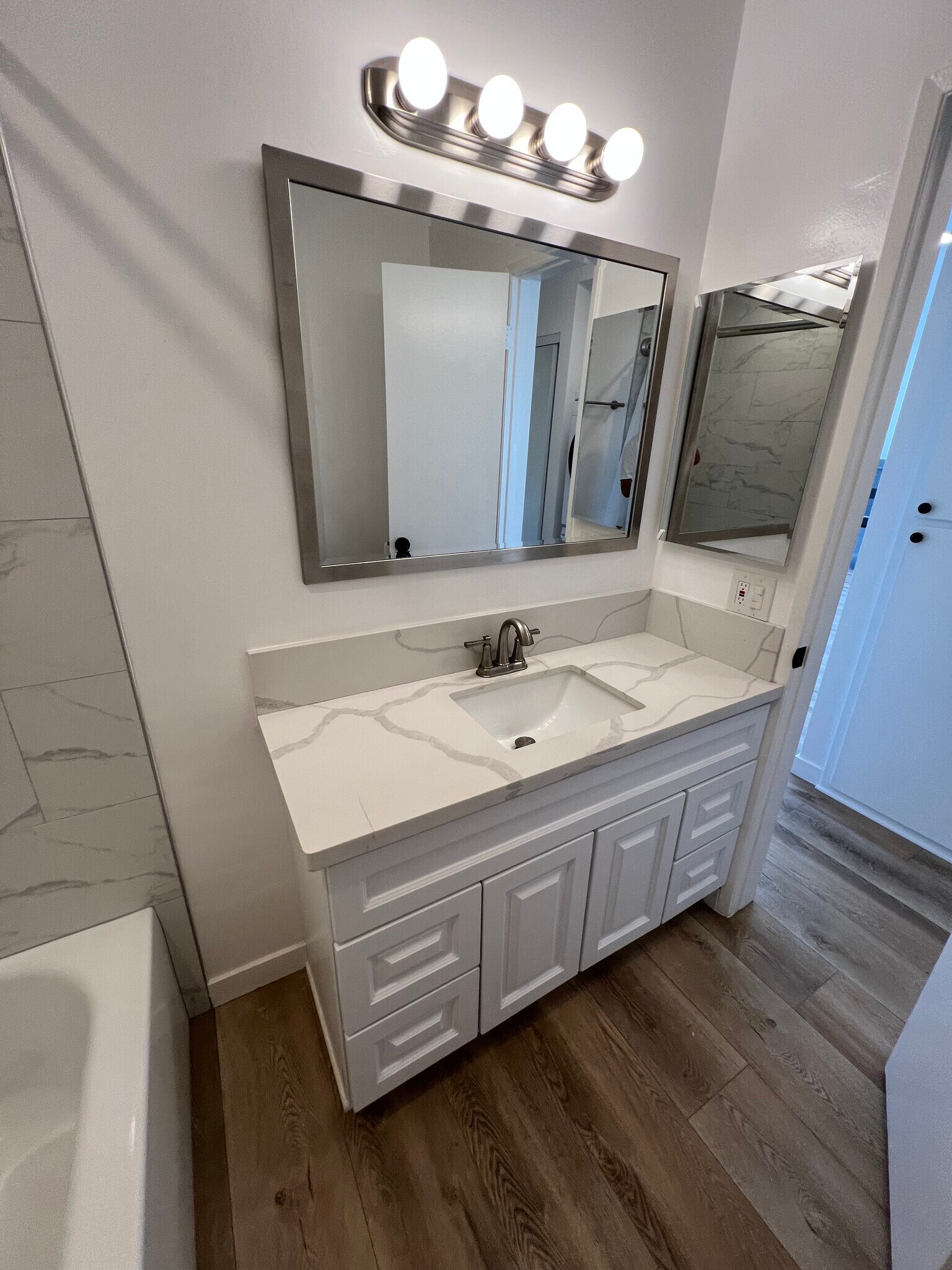 Building Photo - 20 29th Ave