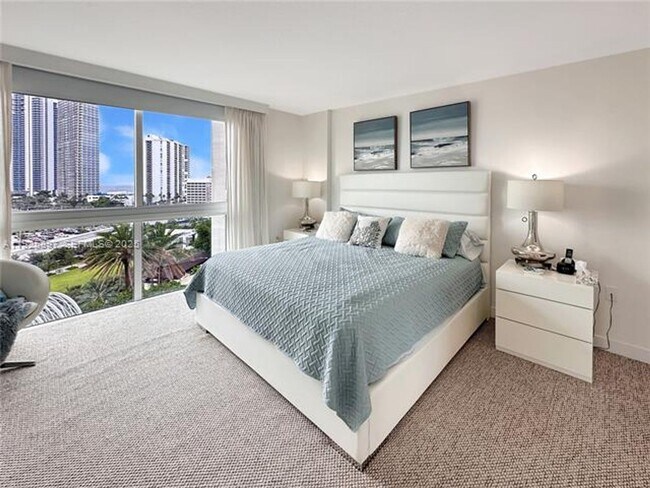 Building Photo - 250 Sunny Isles Blvd