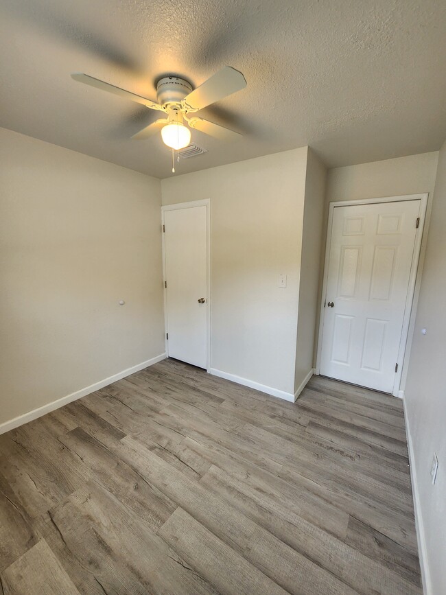 Building Photo - 113 Morningside Dr