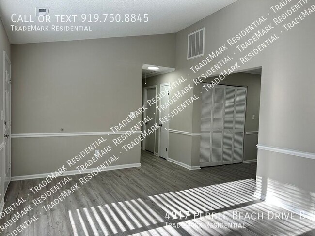 Building Photo - 4917 Pebble Beach Dr