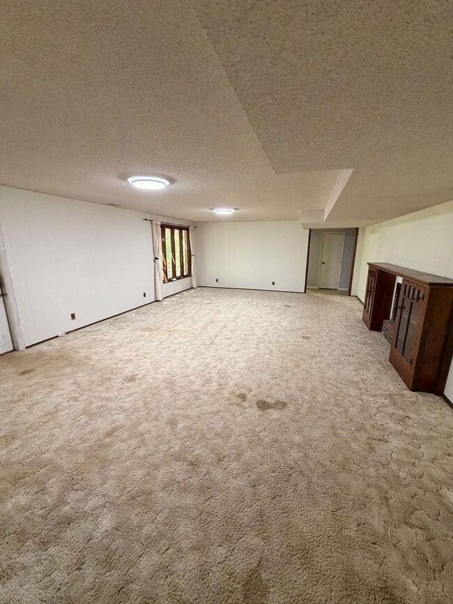 Building Photo - 4427 Edgewood Cir