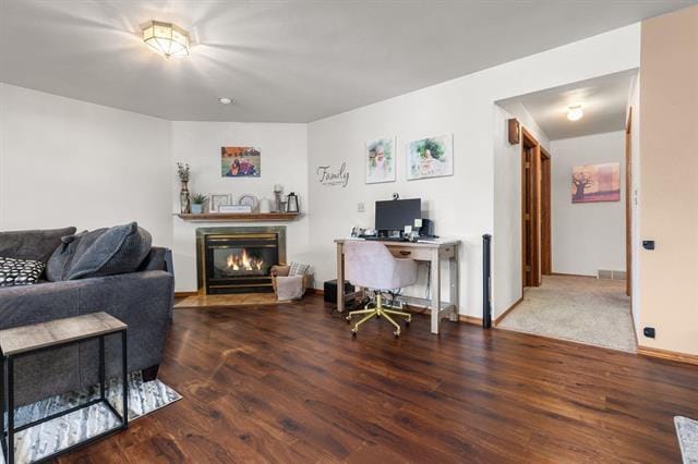 Building Photo - 510 E Peter Ln