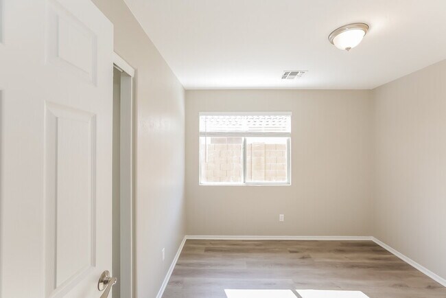Building Photo - 6321 W Toronto Way