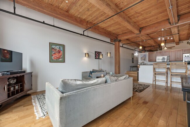 Building Photo - 1BR  Fire Street Lofts in Downtown Knoxvil...