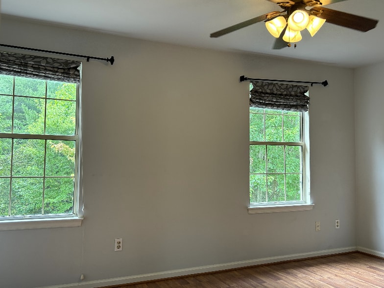 Building Photo - 3065 Antrim Cir