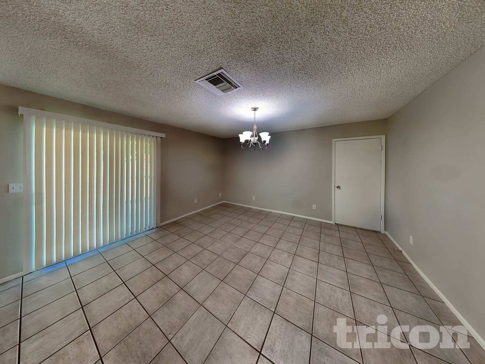 Building Photo - 18416 N 55th Dr