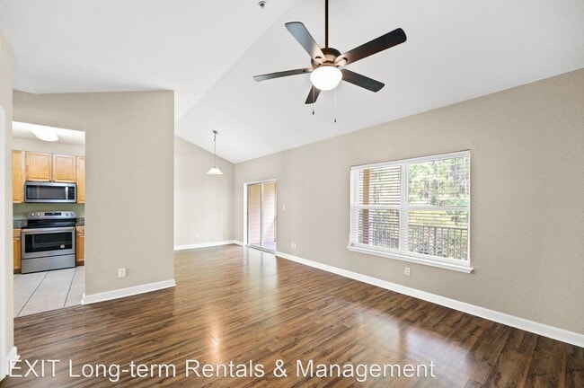 Building Photo - 2 br, 2 bath House - 1701 E. 1st Street Un...