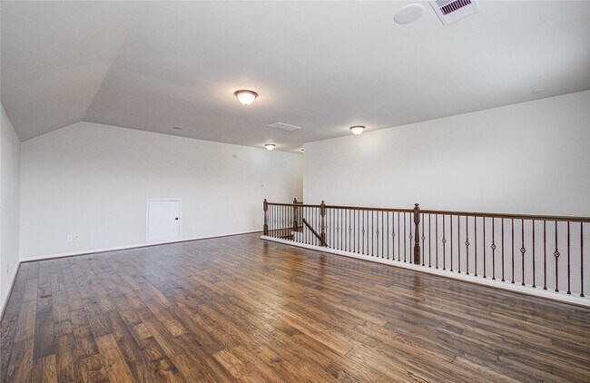 Building Photo - 28666 Pleasant Forest Dr