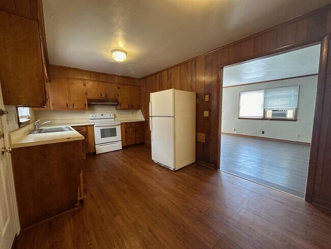 Building Photo - 215 Nolens Hill Rd