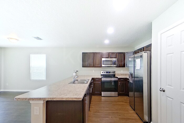 Building Photo - 1303 Mull St