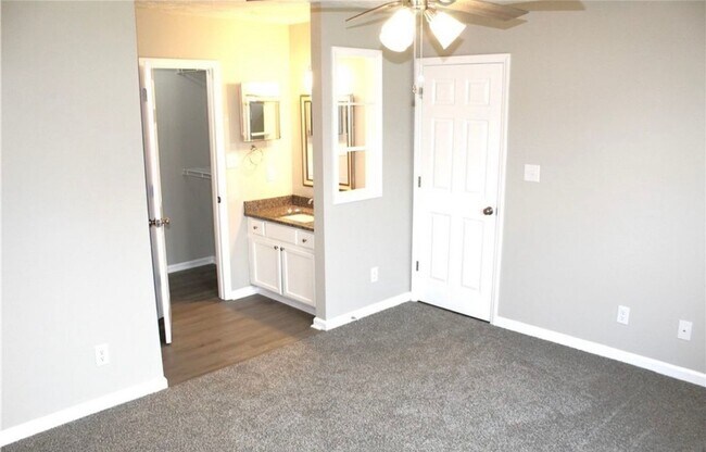 Building Photo - 3837 Meteor Dr