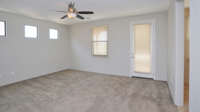 Building Photo - 381 E Calderwood Rd