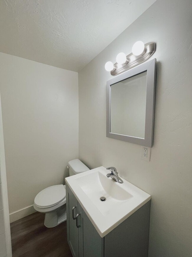 Building Photo - Available Now — 1 BR / 1 BA Creekside Duplex Unit in Millcreek — $1,200/mo