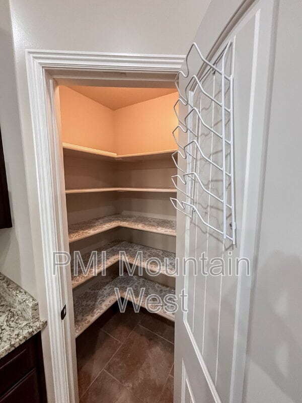 Building Photo - 2241 W 2475 N