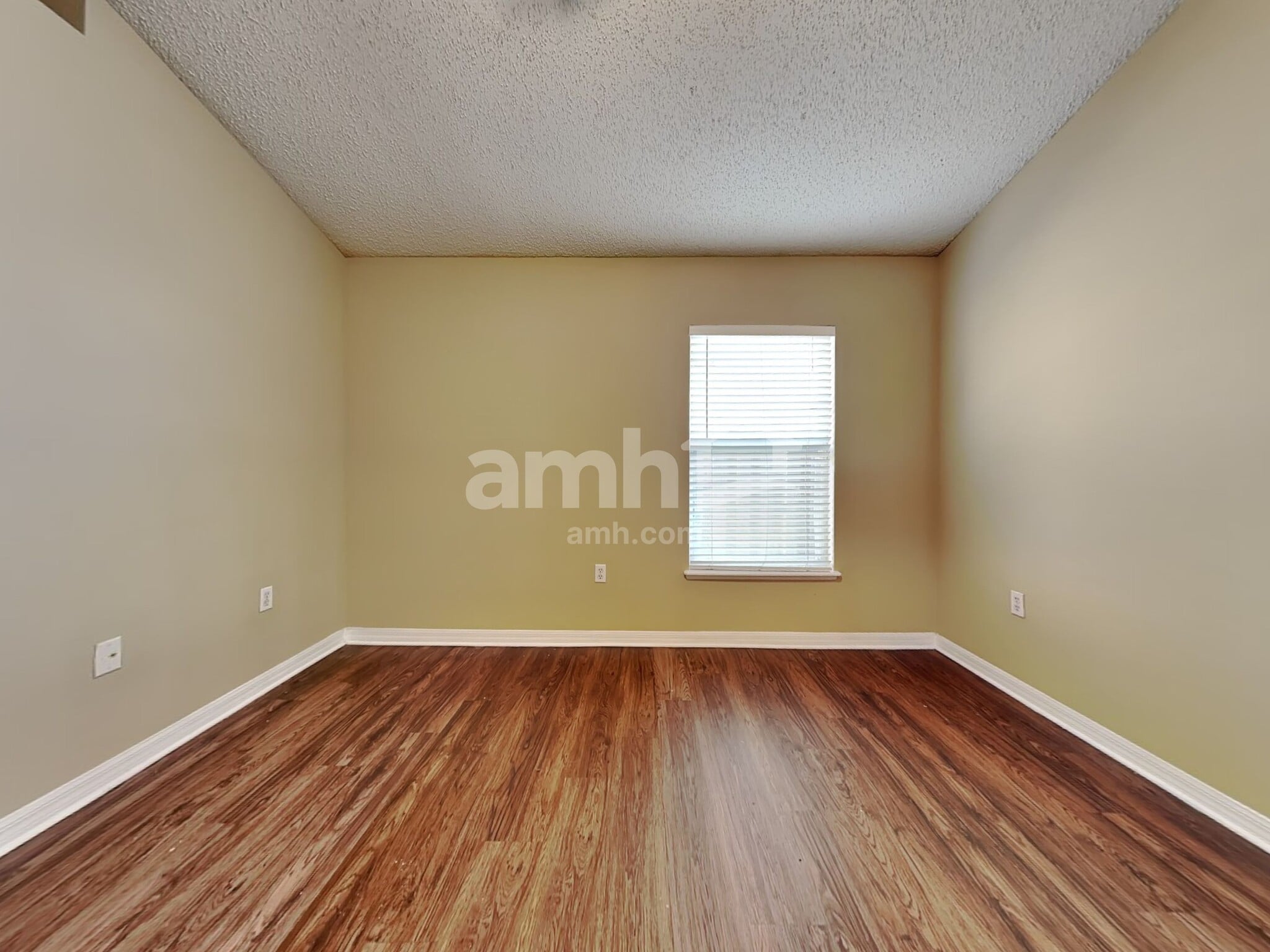 Building Photo - 6679 Gentle Oaks Dr W