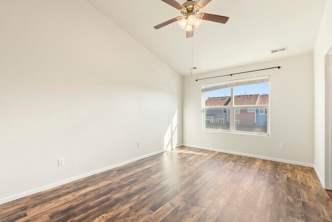 Building Photo - 2569 Shannara Grv