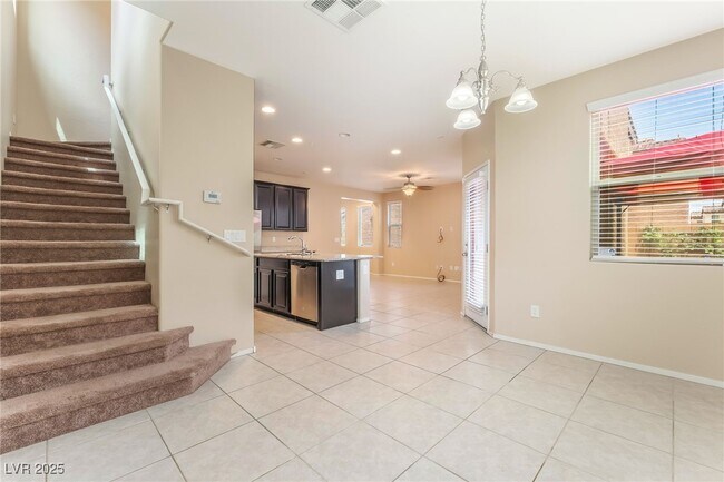 Building Photo - 7645 Lots Hills Dr
