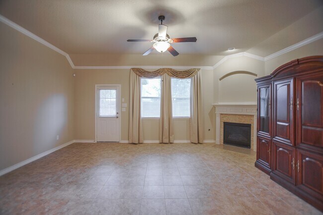 Building Photo - 34 Tidwillow Pl
