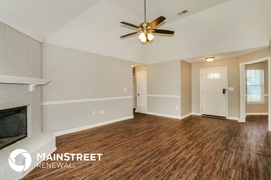 Building Photo - 4333 Angarath Dr