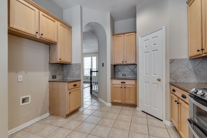 Building Photo - 6412 Autumn Trail