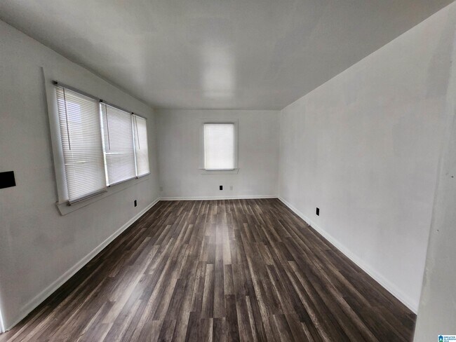 Building Photo - 3510 Avenue C