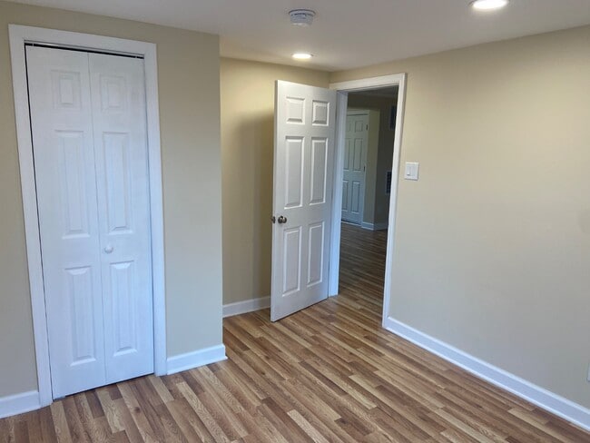 Building Photo - 903 Cattell Rd